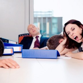 Как побороть сонливость на работе? 